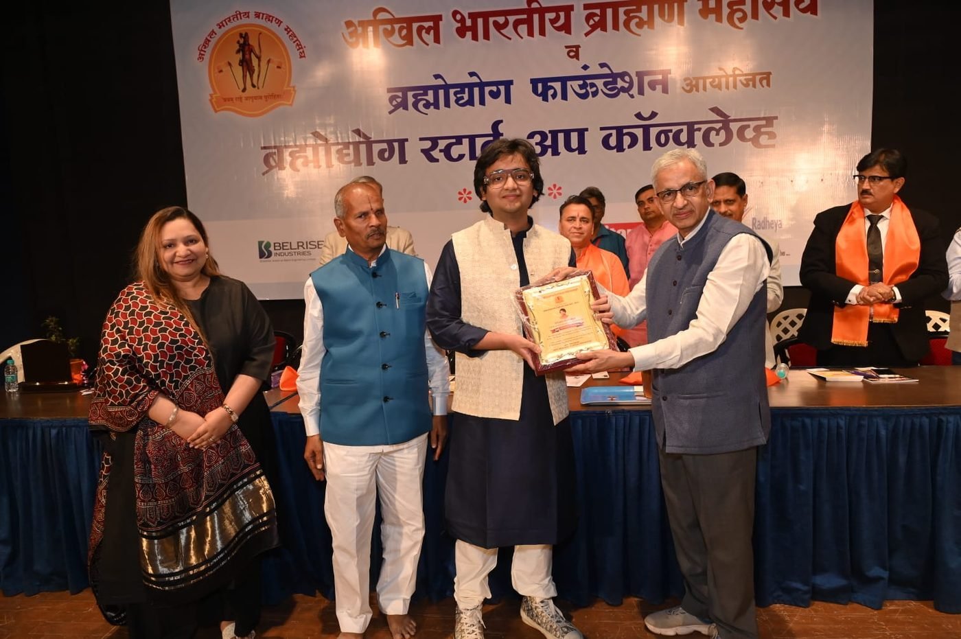 Vivaan Karulkar with the Young Achievers Award