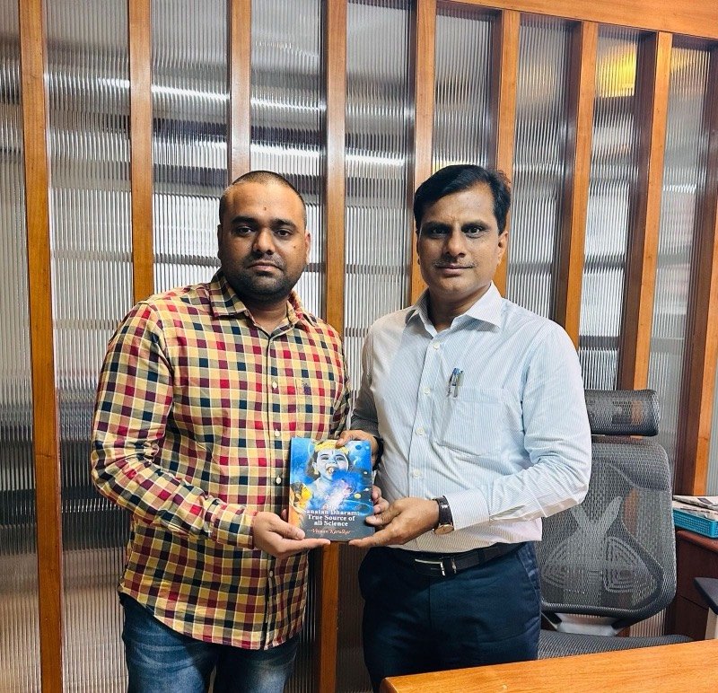 Dr. Nishikant Deshpande, / Personal Secretary to Irrigation Minister, IAS (Batch 1999)