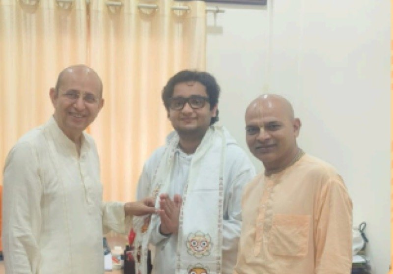 Felicitated by Shri. Harsh Govind Prabhu at ISCKON Miraroad