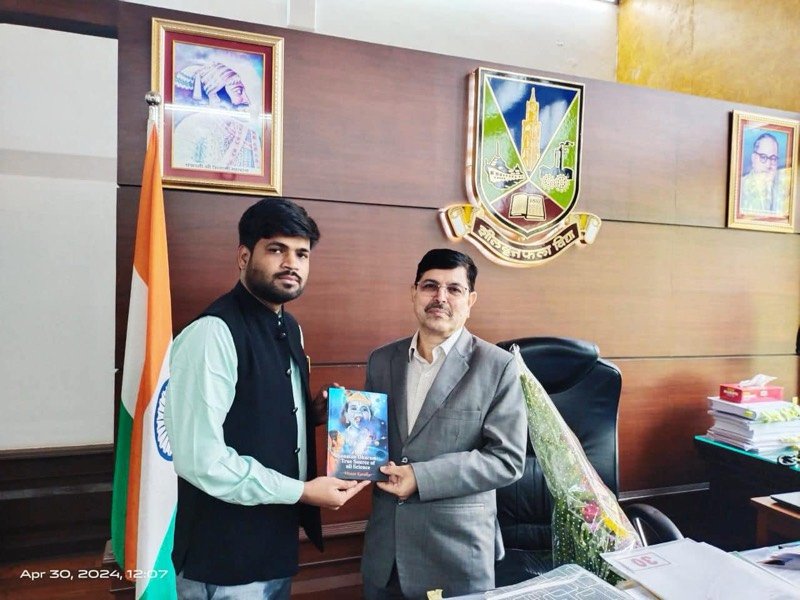 Prof. Shri Ravindra Kulkarni, Honourable Vice Chancellor, Mumbai University